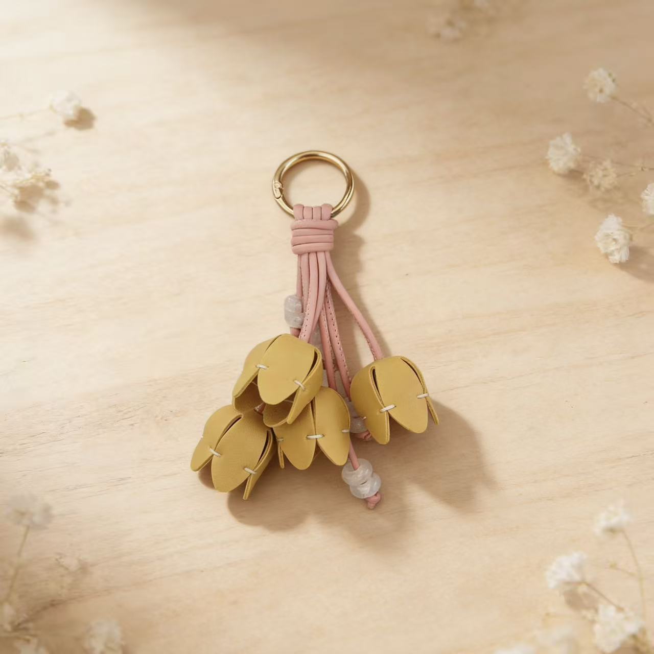 High-fashion Tulip Bag Charm Keychain And Phone Strap Accessory